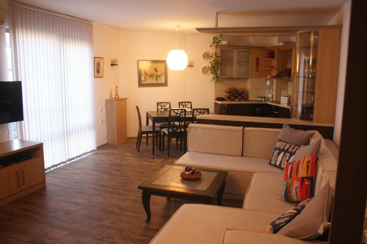 Central Square Apartment Plovdiv Eksteriør bilde